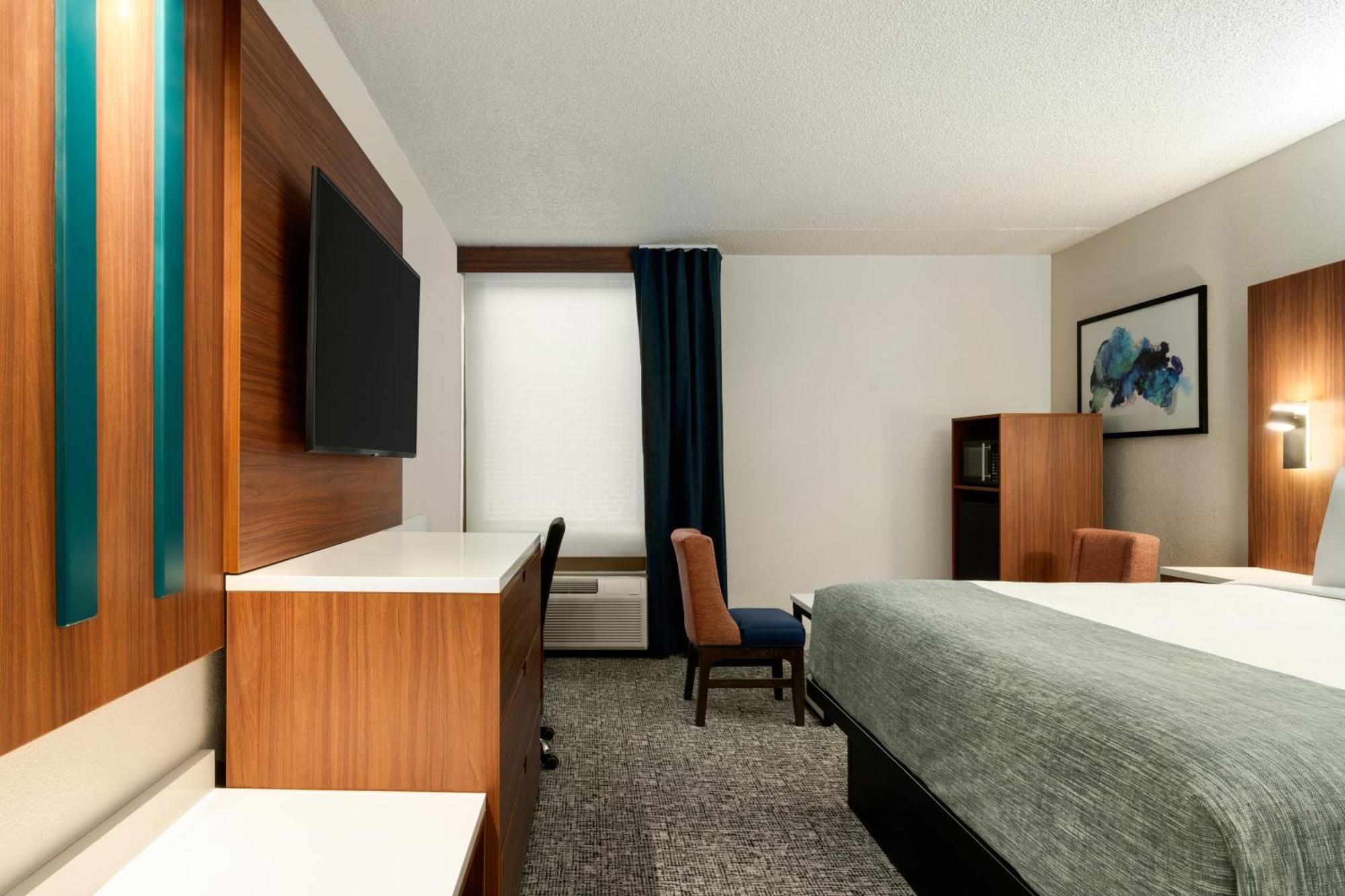 Hotel Wingate By Wyndham Williamsburg Exterior foto